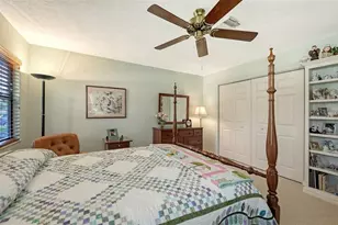 4310 74th Ave E, Sarasota, FL 34243 - Photo 27