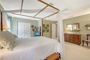 4310 74th Ave E, Sarasota, FL 34243 - Photo 33