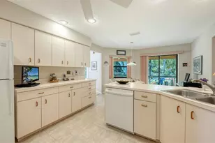 4310 74th Ave E, Sarasota, FL 34243 - Photo 23