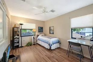 4310 74th Ave E, Sarasota, FL 34243 - Photo 37