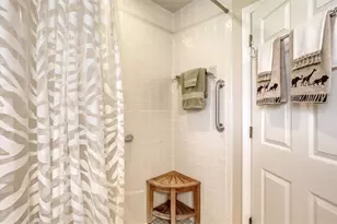 4310 74th Ave E, Sarasota, FL 34243 - Photo 29
