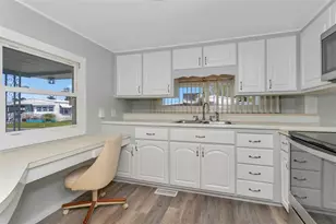 5105 8th St W, Bradenton, FL 34207 - Photo 21