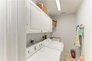 4107 72nd Ave E, Sarasota, FL 34243 - Photo 39