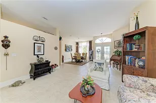 4107 72nd Ave E, Sarasota, FL 34243 - Photo 15