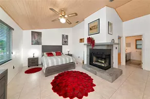 2631 Fiesta Dr, Venice, FL 34293 - Photo 5