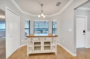 5577 Palmer Cir, Bradenton, FL 34211 - Photo 9