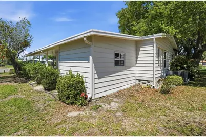 8514 Monarch Place, Palmetto, FL 34221 - Photo 9