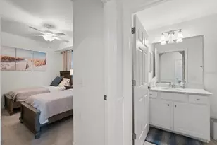 17704 Gawthrop Dr, Bradenton, FL 34211 - Photo 23