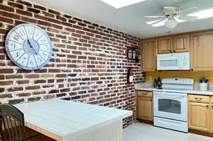 2233 Alice Rd, Sarasota, FL 34231 - Photo 15