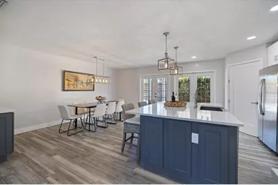 2513 Mineola Way, Sarasota, FL 34239 - Photo 11