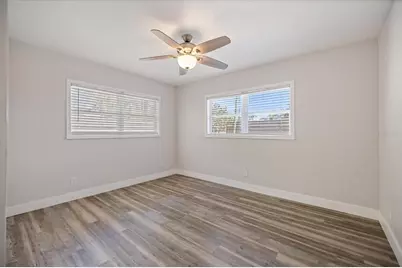 2513 Mineola Way, Sarasota, FL 34239 - Photo 27