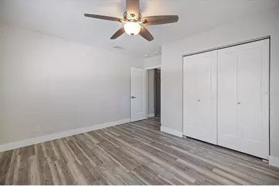 2513 Mineola Way, Sarasota, FL 34239 - Photo 27