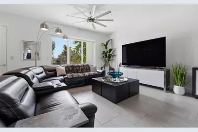 620 Rawls Avenue, Sarasota, FL 34236 - Photo 11