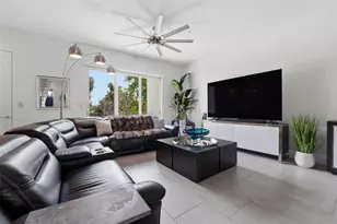 620 Rawls Ave, Sarasota, FL 34236 - Photo 11