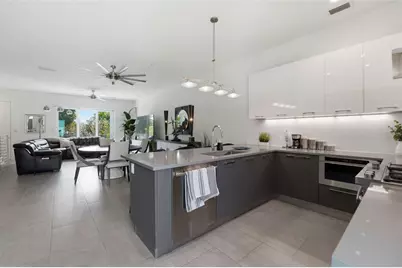 620 Rawls Avenue, Sarasota, FL 34236 - Photo 19