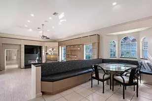 5023 Ashley Pkwy, Sarasota, FL 34241 - Photo 17