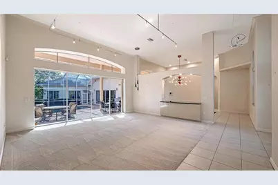 5023 Ashley Parkway, Sarasota, FL 34241 - Photo 9