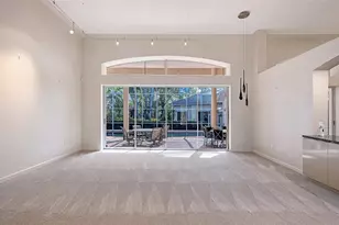 5023 Ashley Pkwy, Sarasota, FL 34241 - Photo 7