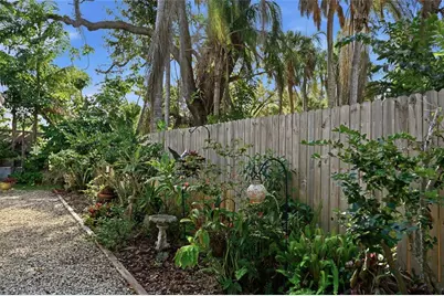 952 46th Street, Sarasota, FL 34234 - Photo 23