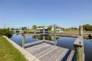 18310 Van Nuys Cir, Port Charlotte, FL 33948 - Photo 49