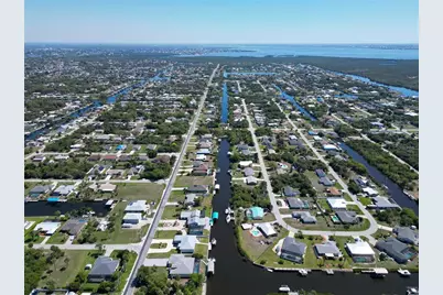 18310 Van Nuys Circle, Port Charlotte, FL 33948 - Photo 61