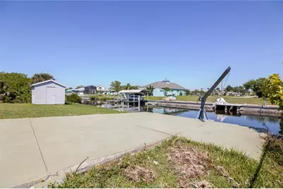 18310 Van Nuys Circle, Port Charlotte, FL 33948 - Photo 47