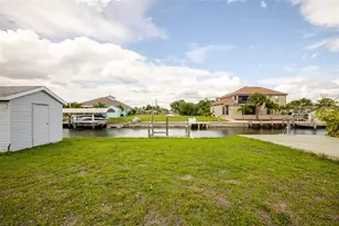 18310 Van Nuys Cir, Port Charlotte, FL 33948 - Photo 33