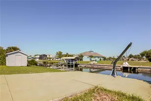 18310 Van Nuys Cir, Port Charlotte, FL 33948 - Photo 83