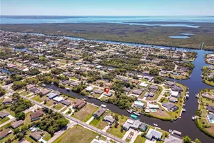 18310 Van Nuys Cir, Port Charlotte, FL 33948 - Photo 87