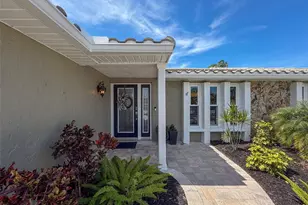 5101 Galleon Ct, New Port Richey, FL 34652 - Photo 9