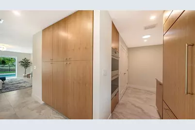 1967 Brookhaven Drive, Sarasota, FL 34239 - Photo 17