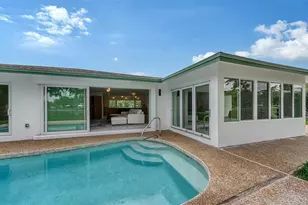 1967 Brookhaven Dr, Sarasota, FL 34239 - Photo 45