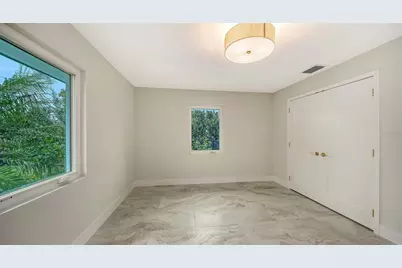 1967 Brookhaven Drive, Sarasota, FL 34239 - Photo 37