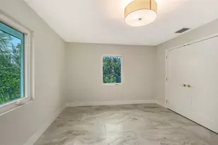 1967 Brookhaven Dr, Sarasota, FL 34239 - Photo 37