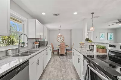 3102 16th Avenue W, Bradenton, FL 34205 - Photo 11