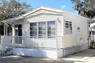 3300 26th Ave E, Bradenton, FL 34208 - Photo 3