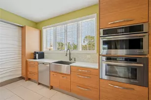 660 Cedars Ct, Longboat Key, FL 34228 - Photo 9