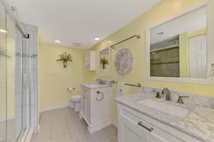 433 Cerromar Ln, Venice, FL 34293 - Photo 19