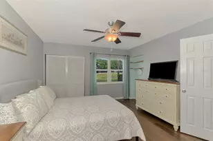433 Cerromar Ln, Venice, FL 34293 - Photo 17
