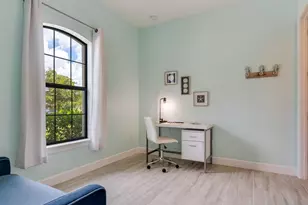 3929 Waypoint Ave, Osprey, FL 34229 - Photo 13