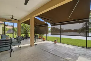 8205 Stirling Falls Cir, Sarasota, FL 34243 - Photo 51