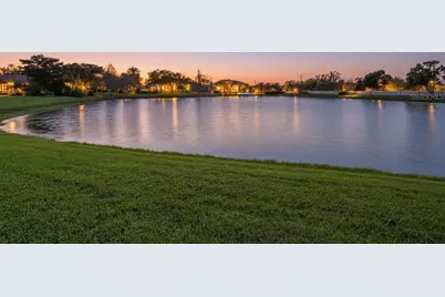 8205 Stirling Falls Circle, Sarasota, FL 34243 - Photo 57