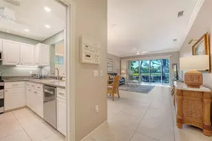 3410 Chelmsford Ct, Sarasota, FL 34235 - Photo 7