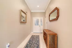 3410 Chelmsford Ct, Sarasota, FL 34235 - Photo 5