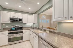 3410 Chelmsford Ct, Sarasota, FL 34235 - Photo 21
