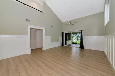 4518 S Ascot Circle, Sarasota, FL 34235 - Photo 5