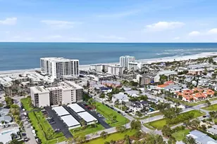 1001 Benjamin Franklin Dr, Sarasota, FL 34236 - Photo 35