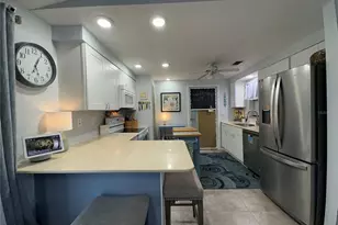 4045 Palau Dr, Sarasota, FL 34241 - Photo 11