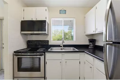 2445 Flamingo Boulevard #K37, Bradenton, FL 34207 - Photo 7