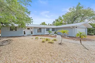 611 Venice Ln, Sarasota, FL 34242 - Photo 41